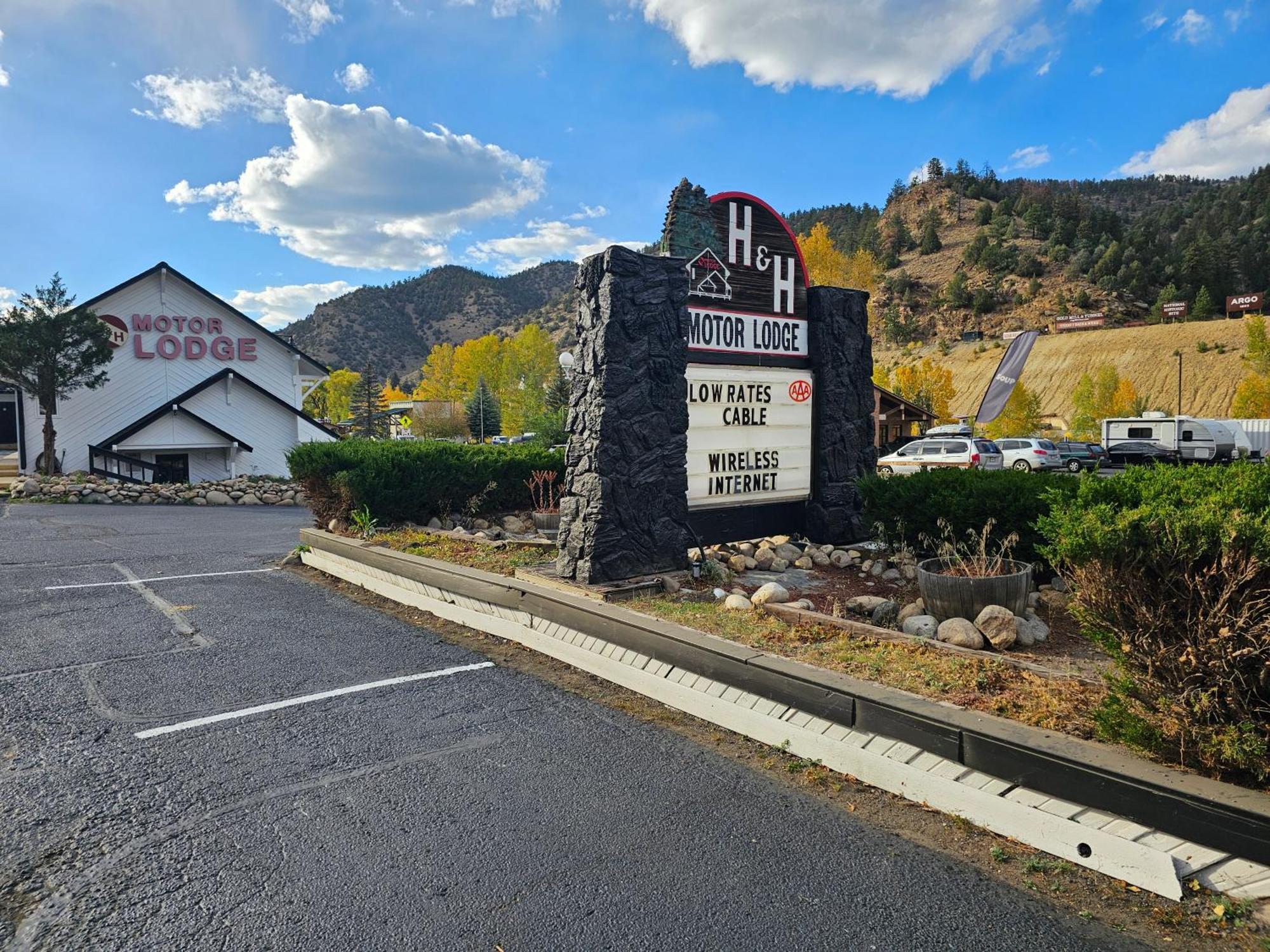 H&H Motor Lodge 아이다호 스프링스 외부 사진